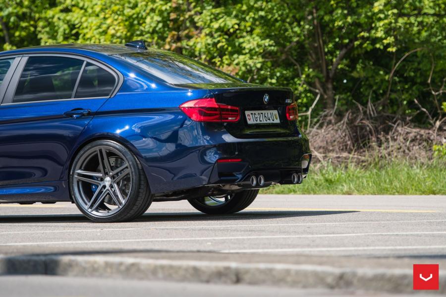 BMW M3 Sedan on Vossen Wheels (VFS5) 2017 года  (фото 25 из 27)